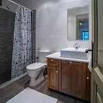 Maisonette Korfes-δύο αυτόνομοι όροφοι πέτρινης βίλας Апартаменты Карпенисион