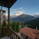 Апартаменты Maisonette Korfes-δύο αυτόνομοι όροφοι πέτρινης βίλας
