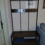 Maisonette Korfes-δύο αυτόνομοι όροφοι πέτρινης βίλας Апартаменты