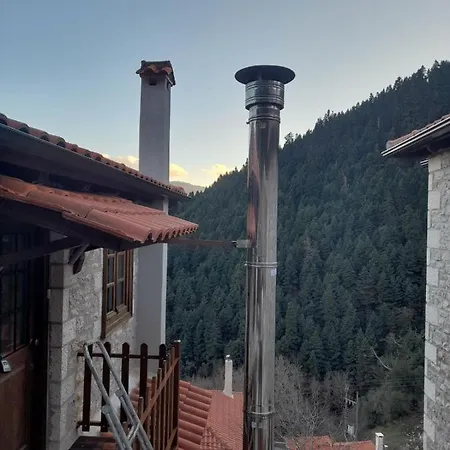 Apartment Maisonette Korfes: Two-story For Families And Small Groups Karpenisi