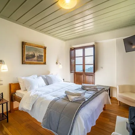 Maisonette Korfes: Two-story For Families And Small Groups Karpenisi