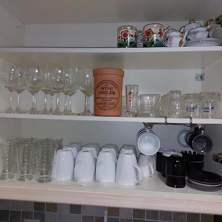 Maisonette Korfes-κορφές δύο αυτόνομοι όρoφοι για οικογένειες και μικρές παρέες Apartment *